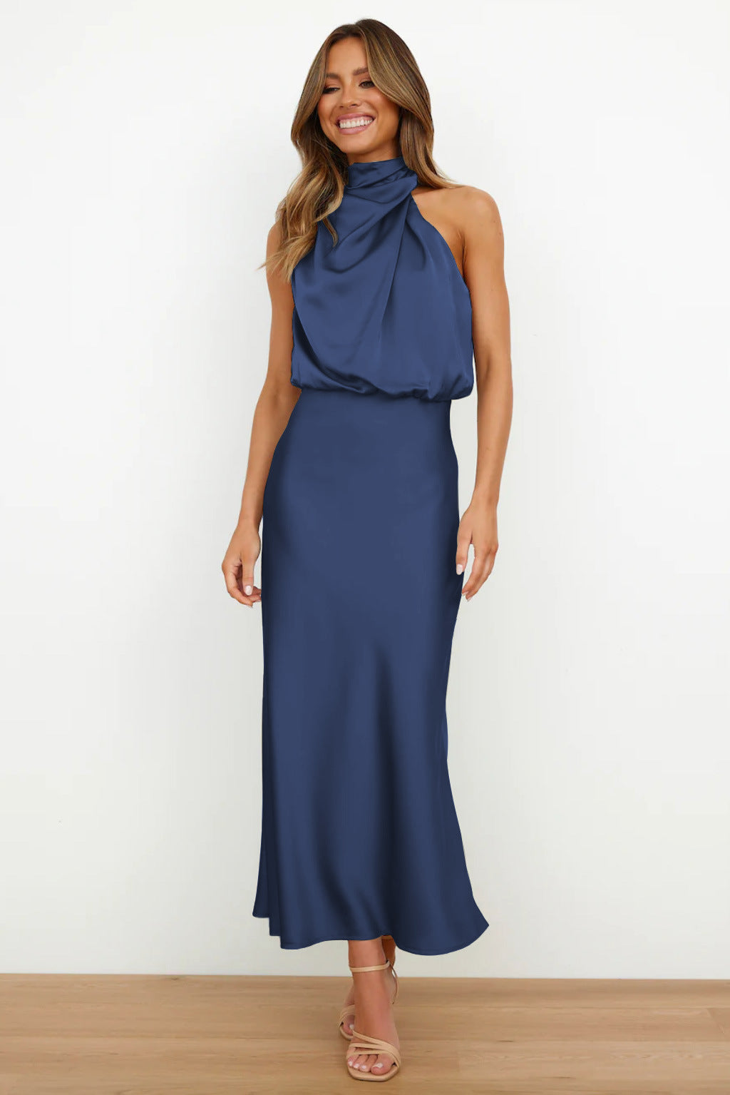 Valentina – Abito drappeggiato elegante maxi
