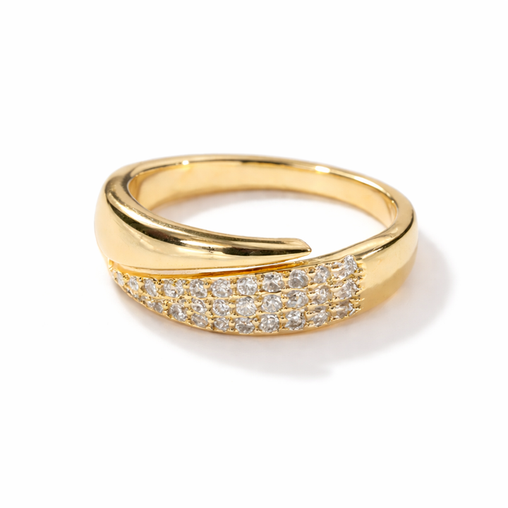 Chiara | Anello dalla luminosità senza tempo