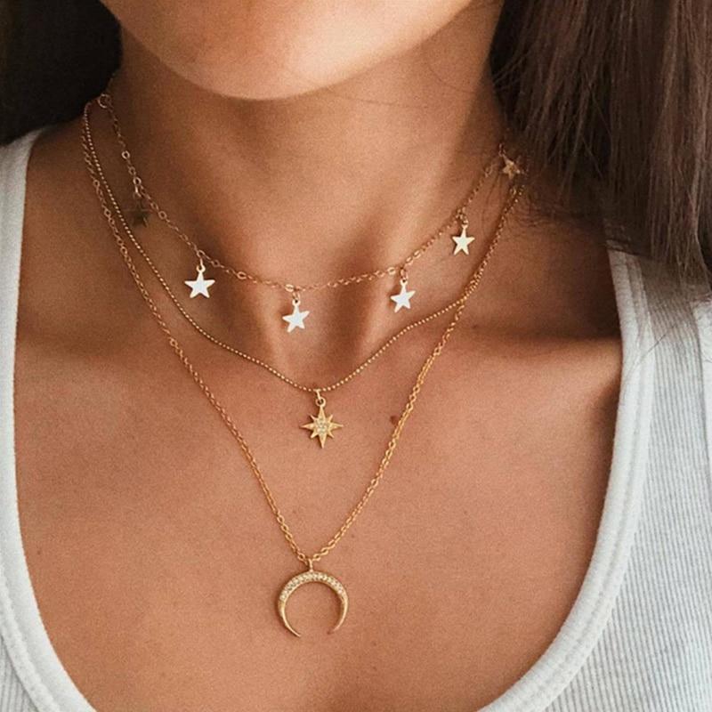 Lunetta | Collana dorata con motivo a luna