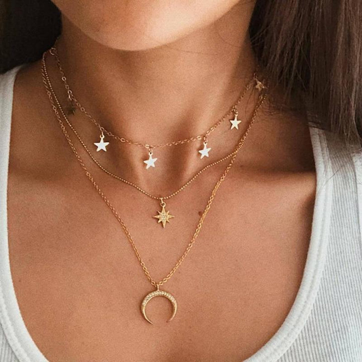 Lunetta | Collana dorata con motivo a luna