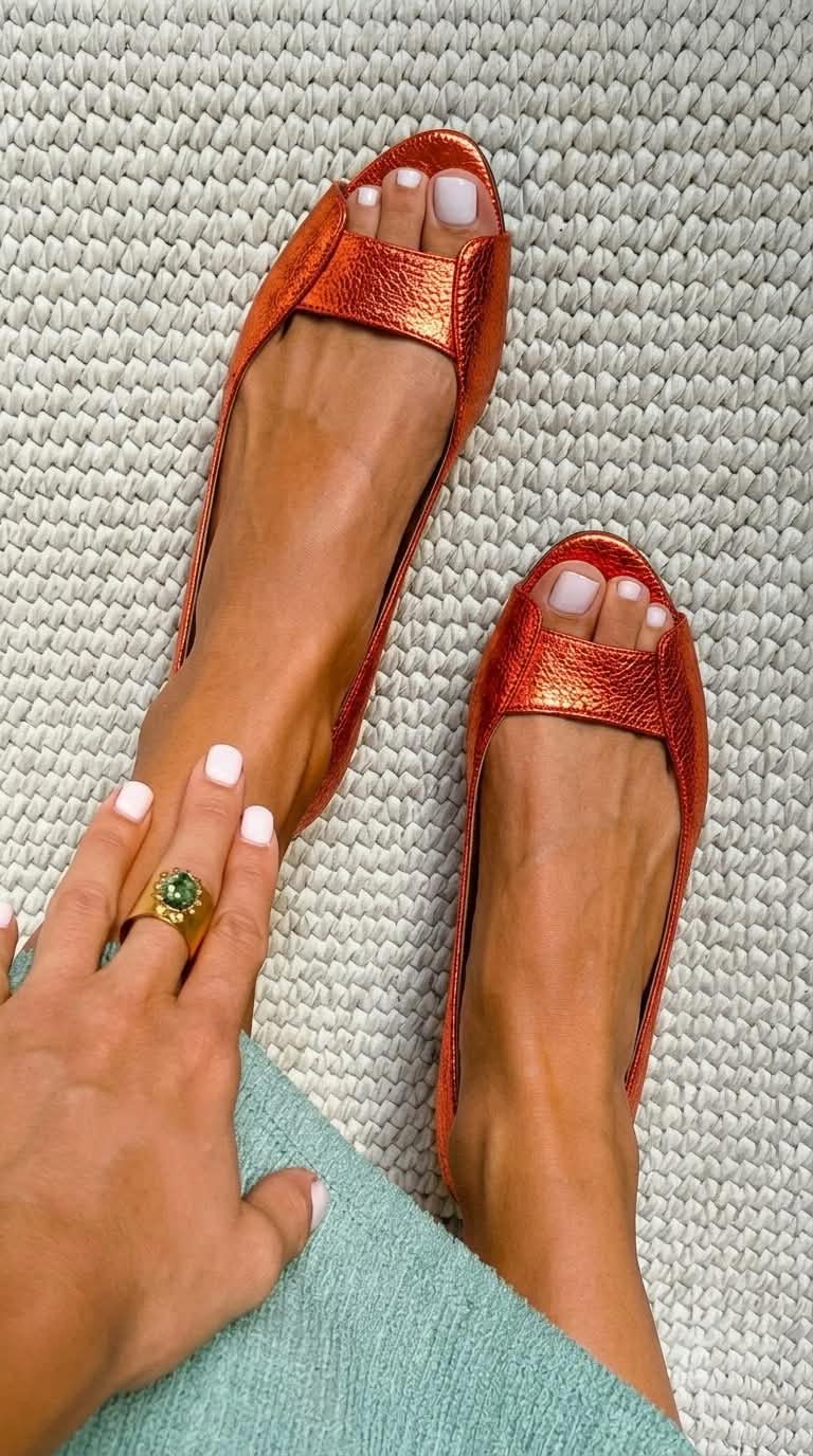 Adelina Sandali Dorati Comfort Chic
