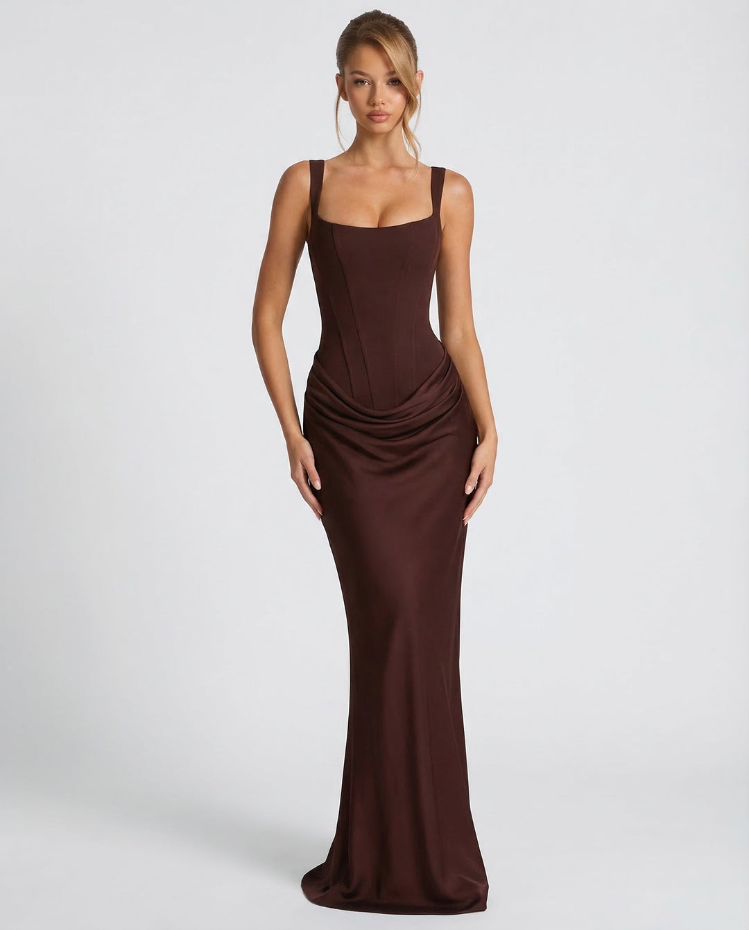Velaria – Silhouette perfetta con eleganza senza tempo