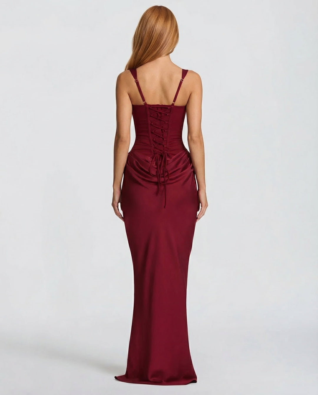 Velaria – Silhouette perfetta con eleganza senza tempo