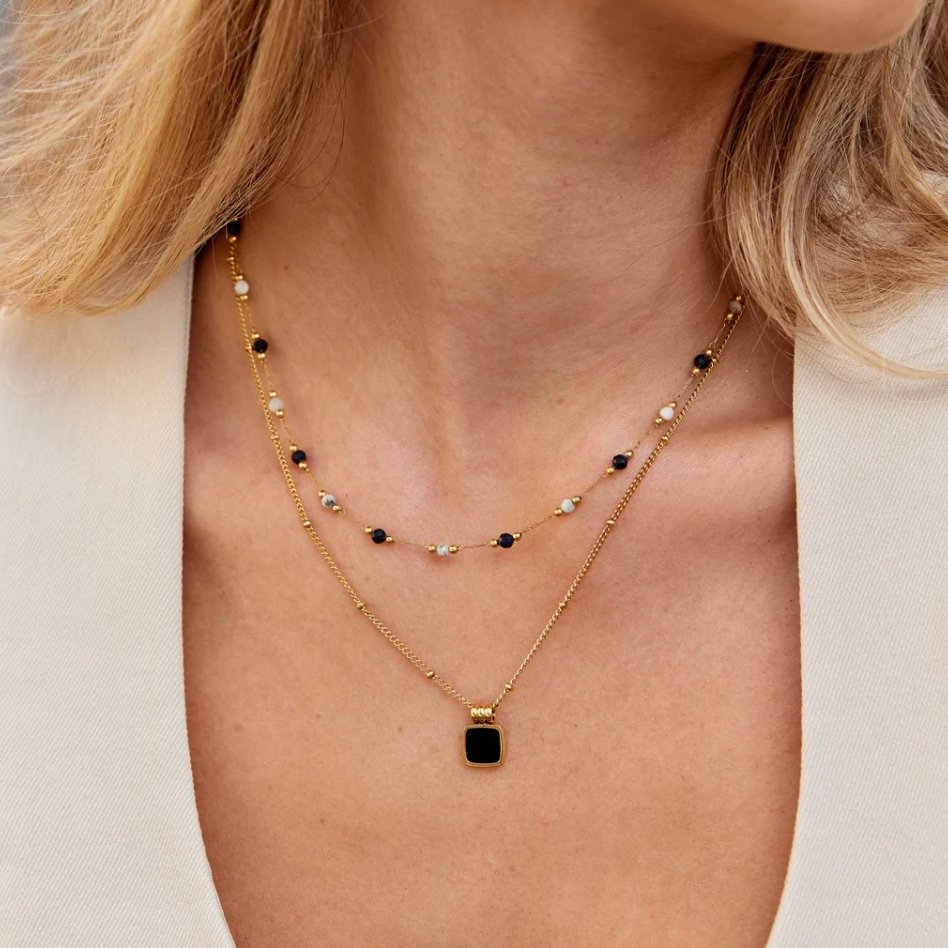 Lucia | Collana con pendente nero