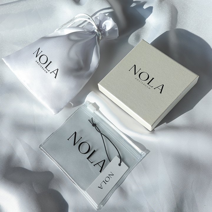Notturna | Collana dorata placcata oro