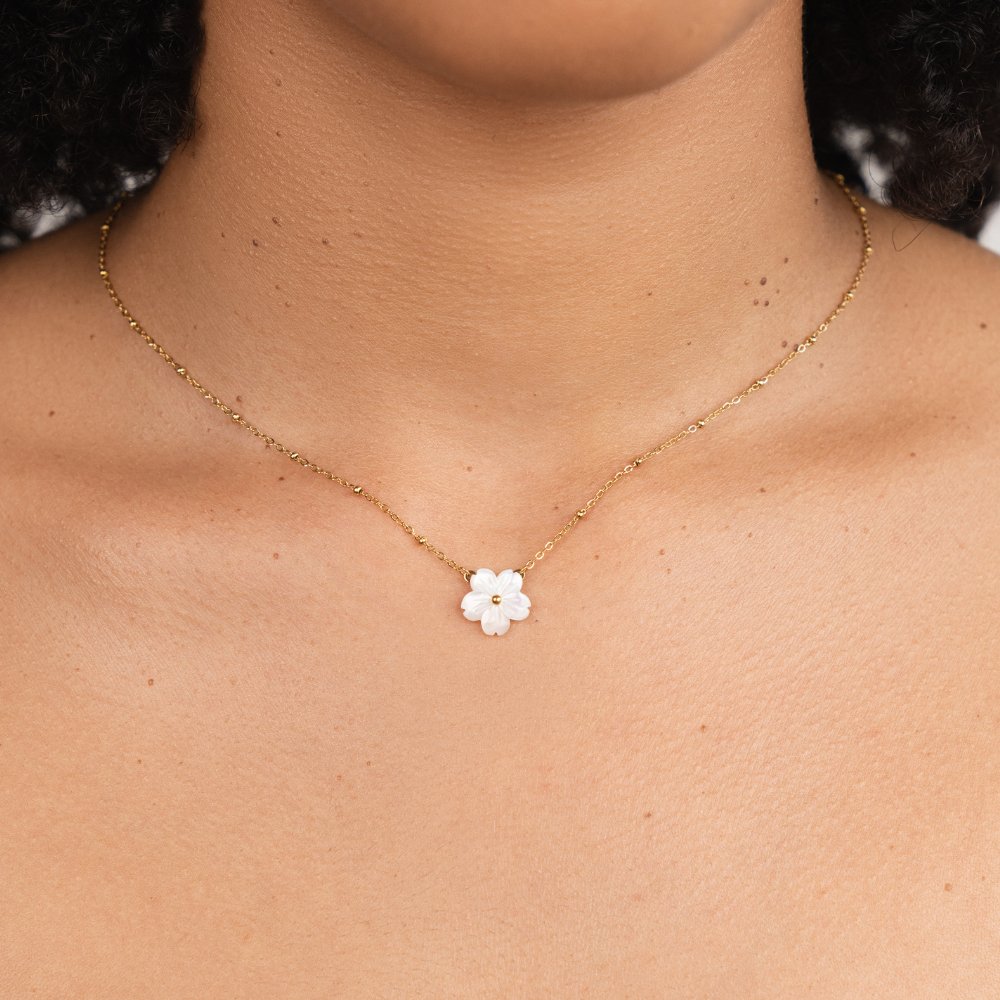Fiorella | Collana con fiori eleganti