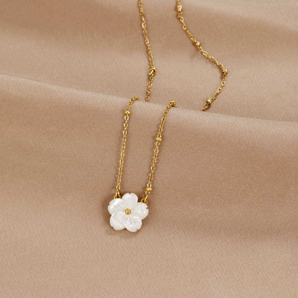 Fiorella | Collana con fiori eleganti