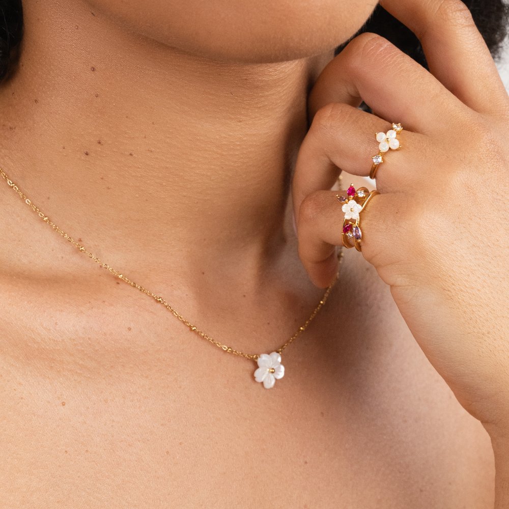 Fiorella | Collana con fiori eleganti